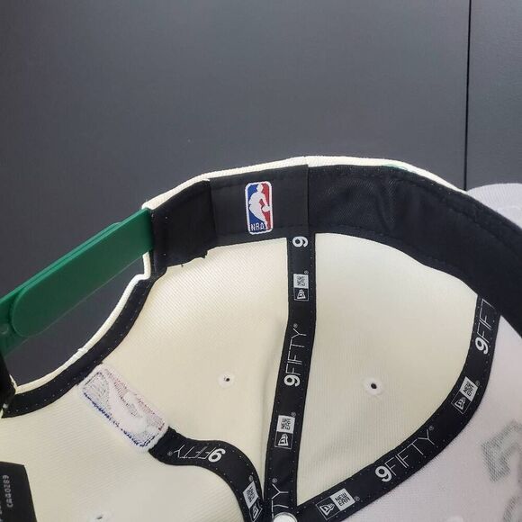 Boston Celtics Snapback - Picture 7 of 7